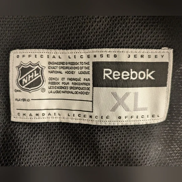 Sidney Crosby 87 Captain Pittsburgh Penguins Hockey Jersey - Picture 4 of 5